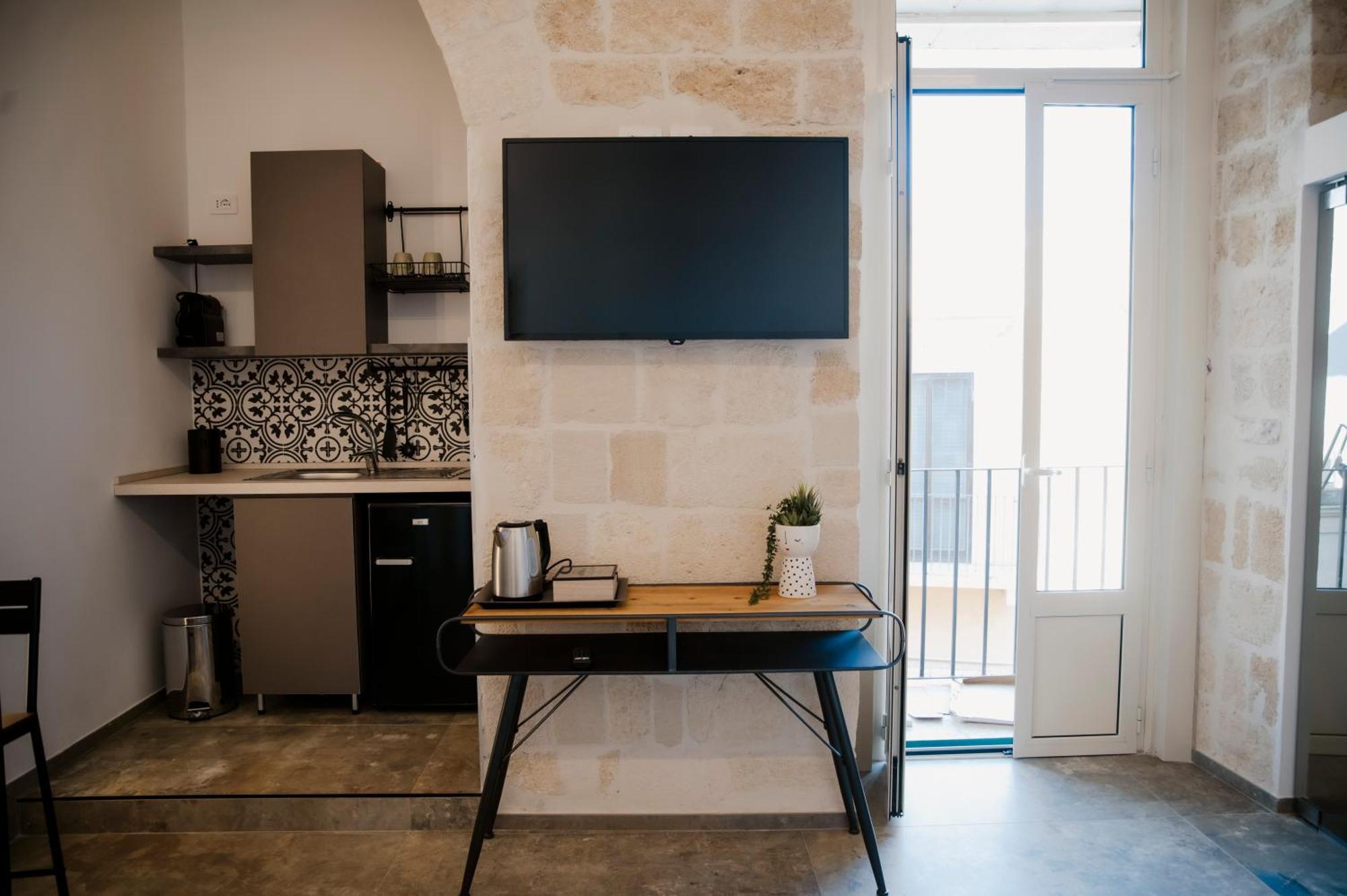 Petrina Home - Suite Rooms Barletta Ngoại thất bức ảnh