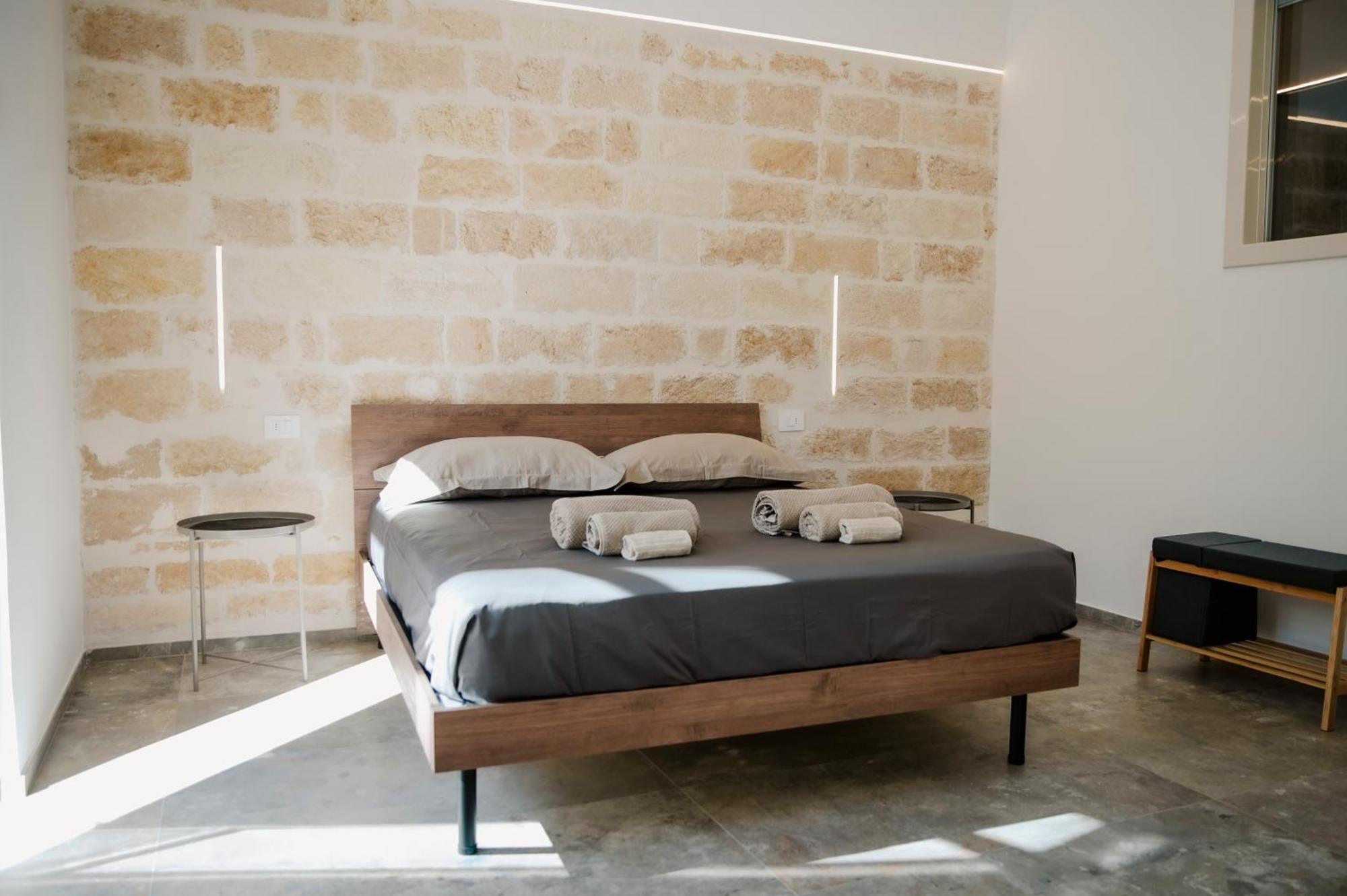 Petrina Home - Suite Rooms Barletta Ngoại thất bức ảnh